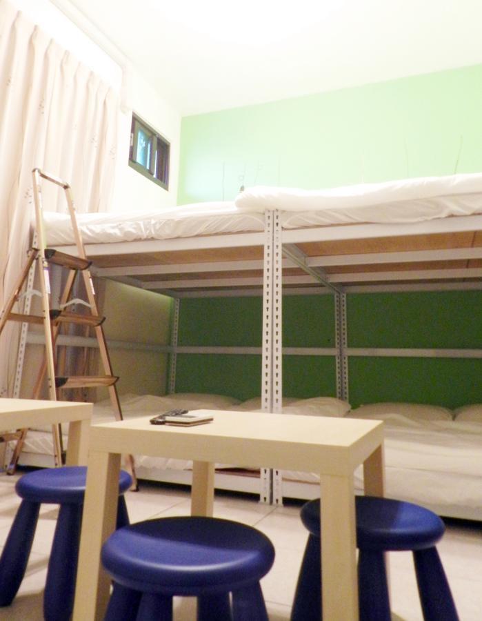 Feng Chia House Hostel Taichung Bagian luar foto